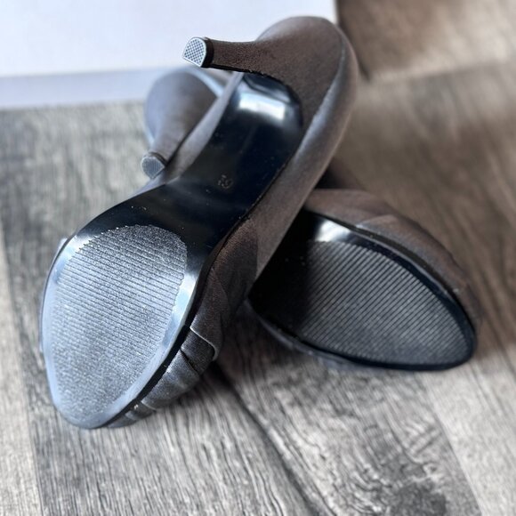 Lulu Townsend Daniell Pewter Shimmer Fabric Formal Dress Heels - Picture 3 of 13